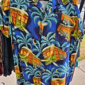 2015 Bayou Wear Medium Jazz Fest Streetcar Button Down